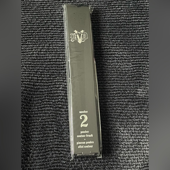 Kat Von D Powder Contour Brush #2 - Picture 3 of 4